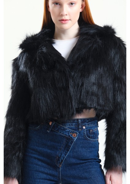 Ingiliz Yaka Crop Kürk Ceket indirimleri