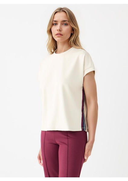 Taş Kısa Kollu Bisiklet Yaka Şerit Detaylı Örme Tişört