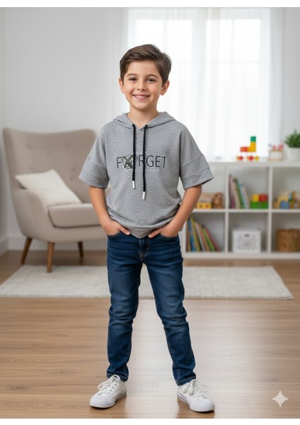 Kapüşonlu Baskılı T-Shirt Erkek Çocuk