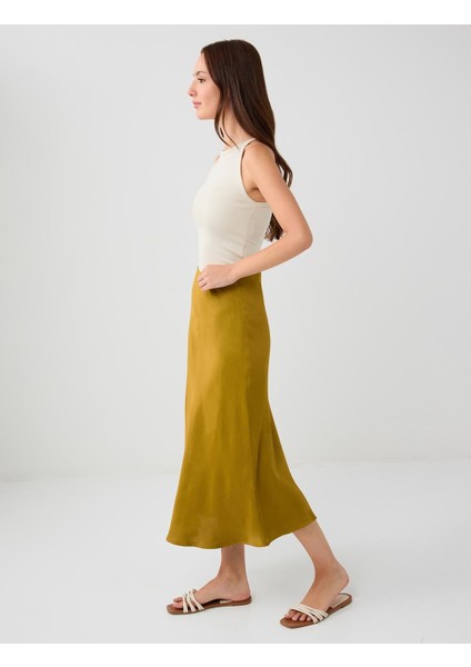 Yağ Yeşili Normal Bel Dar Kesim Uzun Saten Etek modelleri