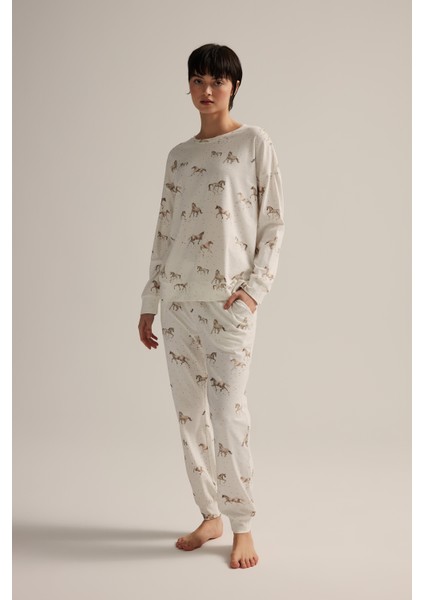 Kadın Pamuklu Uzun Kollu Pijama Takımı