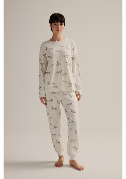 Kadın Pamuklu Uzun Kollu Pijama Takımı fiyatları