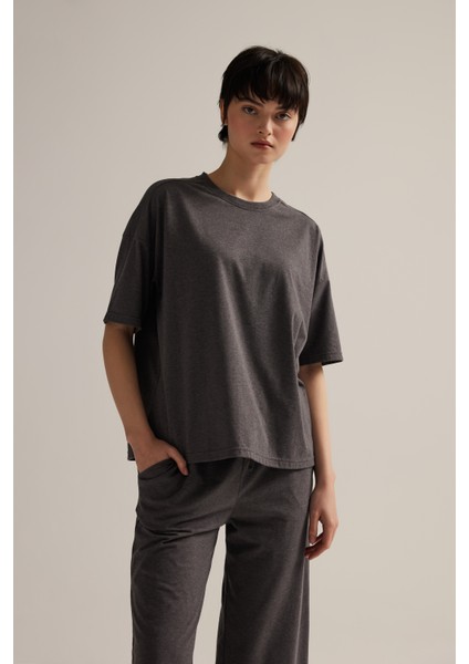 Kadın Pamuklu Kısa Kollu Kapri Pijama Takımı fiyatları