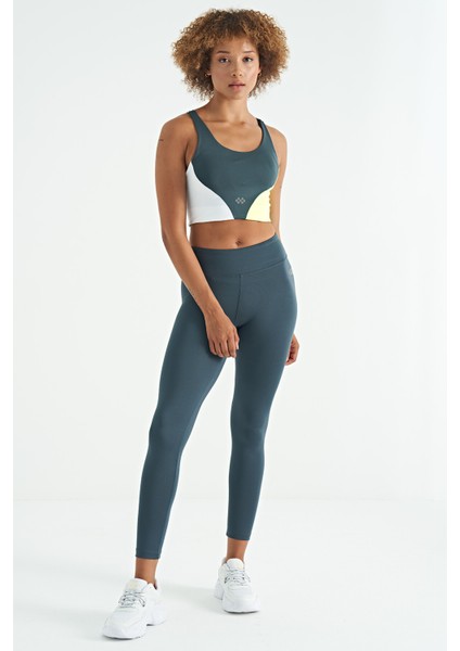 Orman Yeşili Logo Baskılı Renk Bloklu Sırt Çapraz Detaylı Dalgıç Kumaş Kadın Büstiyer - 97260