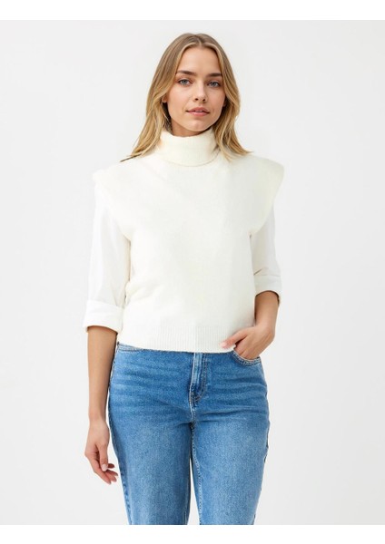Ekru Balıkçı Yaka Kolsuz Triko Süveter
