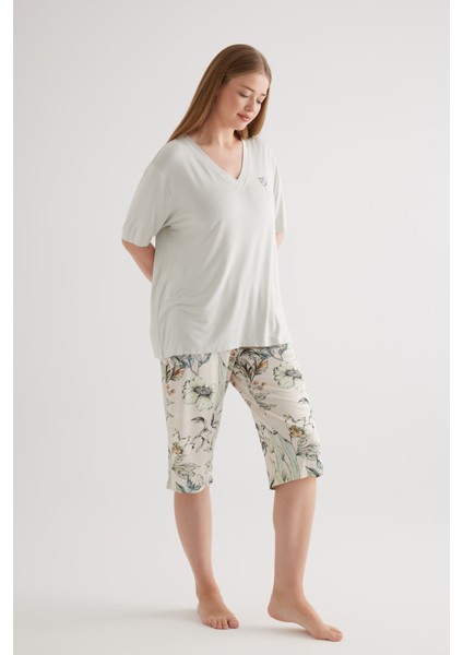 Kadın Plus Size Viskon V Yaka Kısa Kollu Kapri Pijama Takımı modelleri