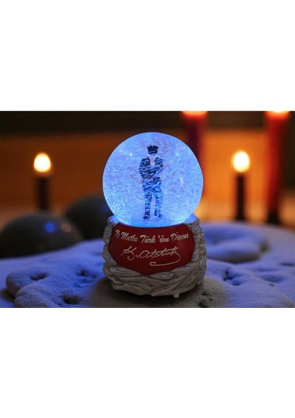 Atatürk Tasarımlı Izmir Marşı Çalan Işıklı Şık Kar Küresi - Atatürk Severlere Özel Üretim Vip