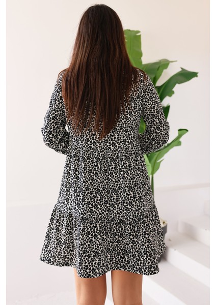 Kadın Siyah Beyaz Çiçekli Desenli Uzun Kollu Mini Elbise - Kadın Elbise indirimleri