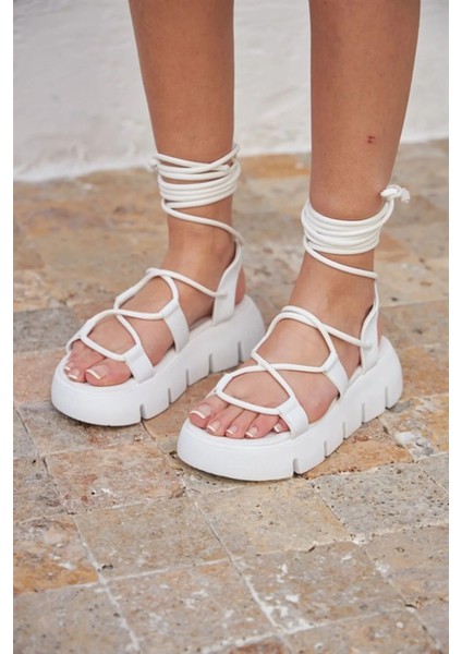 Alberta Siyah Kleopatra Bilekten Bağlı Kadın Spor Sandalet modelleri