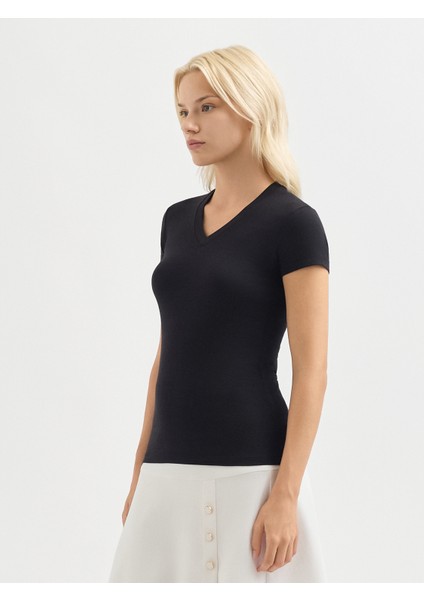 Kadın Regular Fıt Tişört-Siyah modelleri