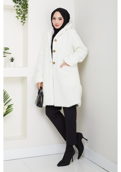 Kadın Kürk Kumaş Astarlı Düğmeli Beyaz Cepli Kaban modelleri