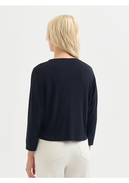 Kadın Regular Fıt Tişört-Siyah fırsatları