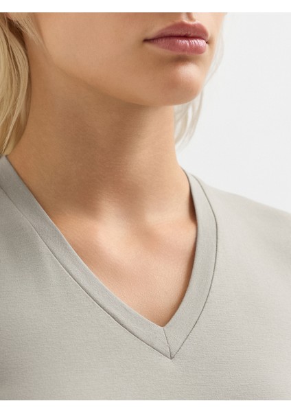 Kadın Regular Fıt Tişört-Bej fırsatları