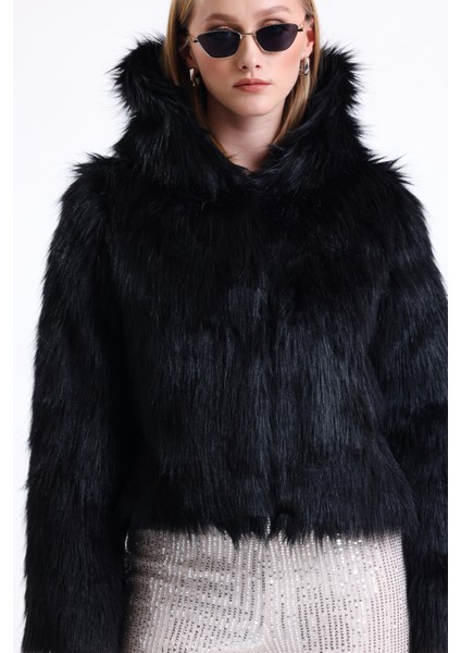 Kapüşonlu Kürk Crop Mont indirimleri