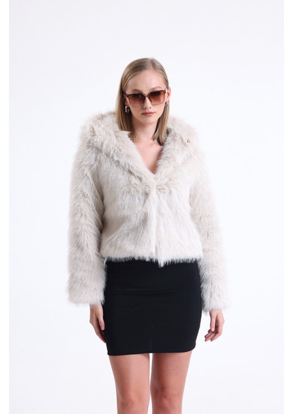 Kapüşonlu Kürk Crop Mont fiyatları