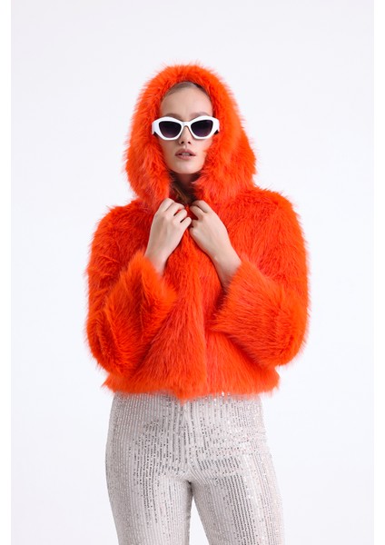 Kapüşonlu Kürk Crop Mont modelleri