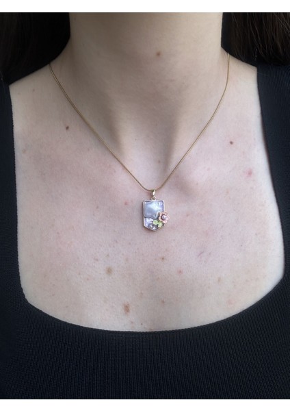 Mor Detaylı Gold Sanat Kolye