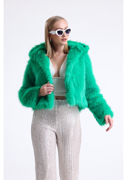 Kapüşonlu Kürk Crop Mont modelleri