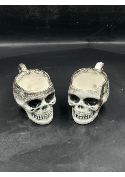 El Yapımı Kuru Kafa Seramik Espresso Bardağı – 150 ml | Siyah & Kırmızı | Dekoratif & Kullanışlı