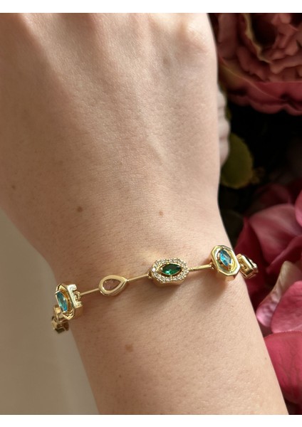 Lacivert Taş Detay Göz Bileklik