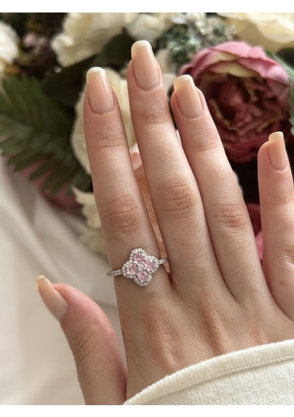 Zirkon Pembe Yonca Yüzük
