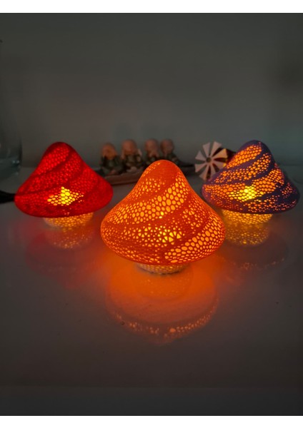 Mantar Şeklinde LED Mum Işıklı Dekoratif Ürün – 3’lü Set (Mor, Turuncu, Kırmızı) 🍄✨