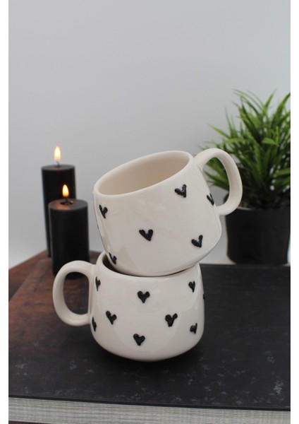 El Yapımı Siyah Kalp Kupa Fincan