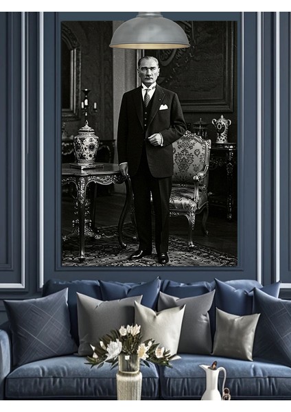 Siyah Beyaz Mustafa Kemal Atatürk Dekoratif Kanvas - Mdf Ahşap Tablo