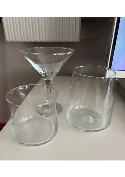 Cam Ayaklı Kokteyl Bardağı Üçgen 175CC fiyatları