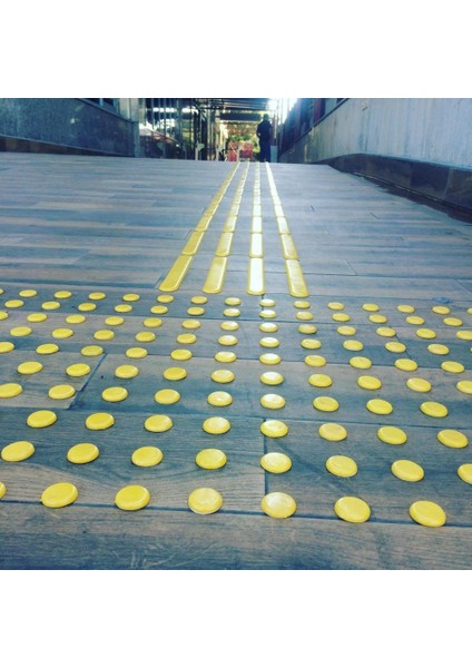 30X30 cm Engelli Takip Yüzeyi Noktalı