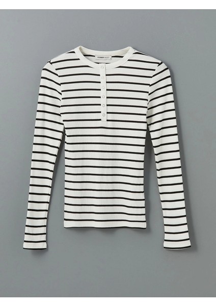 Lcwaıkıkı Classic Beyaz Bisiklet Yaka Çizgili Kadın Tişört indirimleri