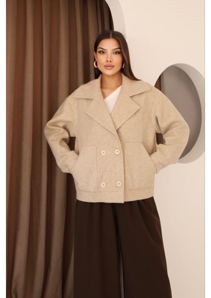 Kadın Bej Kısa Kaşe Ceket fırsatları