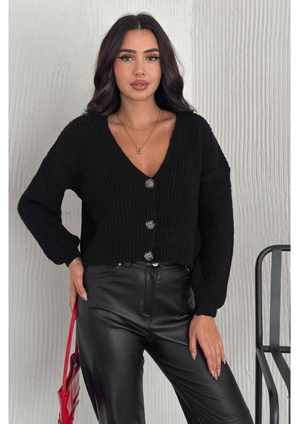 Kadın Düğmeli Tiftik Hırka – Canlı Renkli & Yumuşak Dokulu