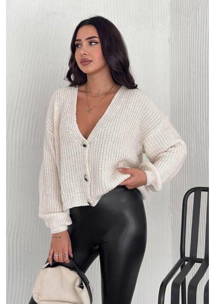 Kadın Düğmeli Tiftik Hırka – Canlı Renkli & Yumuşak Dokulu