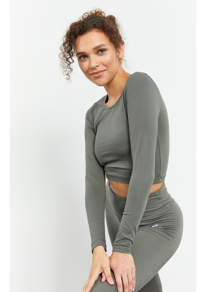 Çağla Uzun Kollu Dar Kalıp O Yaka Kadın Crop Top T-Shirt - 97150