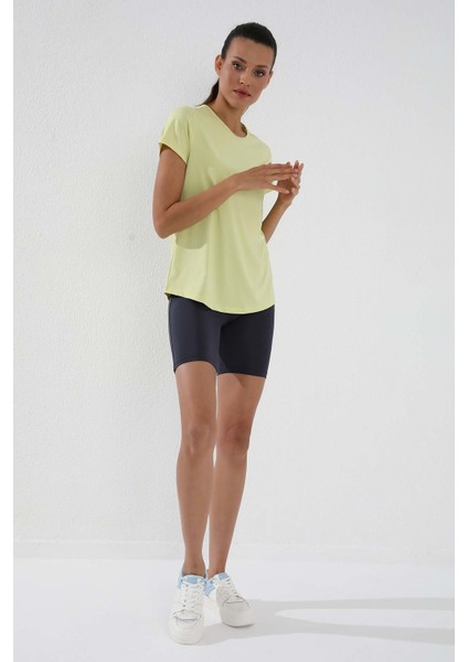 Limon Basic Kısa Kol Standart Kalıp O Yaka Kadın T-Shirt - 97144 fırsatları