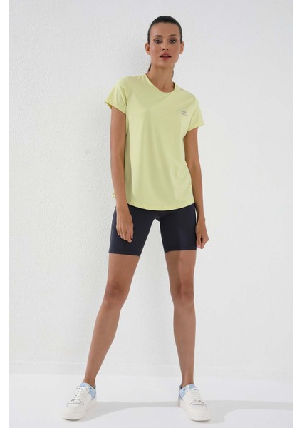 Limon Basic Kısa Kol Standart Kalıp O Yaka Kadın T-Shirt - 97144