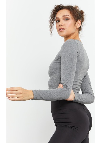 Gri Melanj Uzun Kollu Dar Kalıp O Yaka Kadın Crop Top T-Shirt - 97150 modelleri