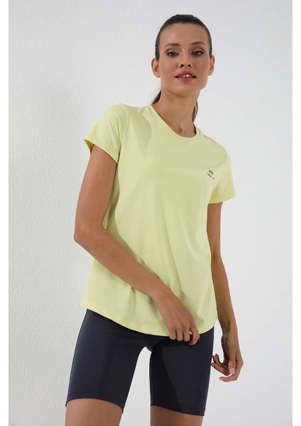 Limon Basic Kısa Kol Standart Kalıp O Yaka Kadın T-Shirt - 97144 modelleri