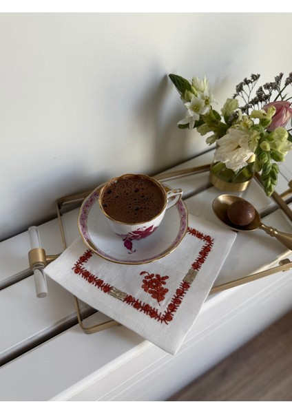 Her Kırmızı Kokteyl Peçetesi