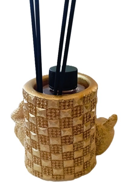 Yasemin Kokulu Oda Kokusu – Altın Renk Kedi Biblo Tasarım 100 ml Çubuklu modelleri