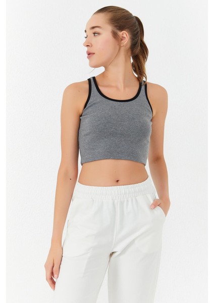 Gri Melanj Basic Sıfır Kol Dar Kalıp U Yaka Kadın Crop Top Atlet - 97162