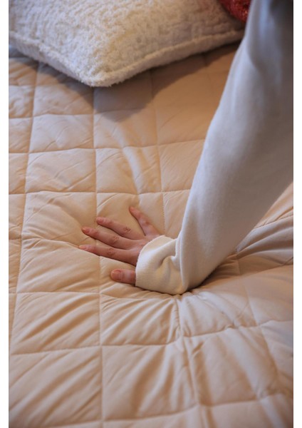 Protective Micro Kapitone Su Sıvı Geçirmez Yatak Koruyucu Alez Çarşaf modelleri