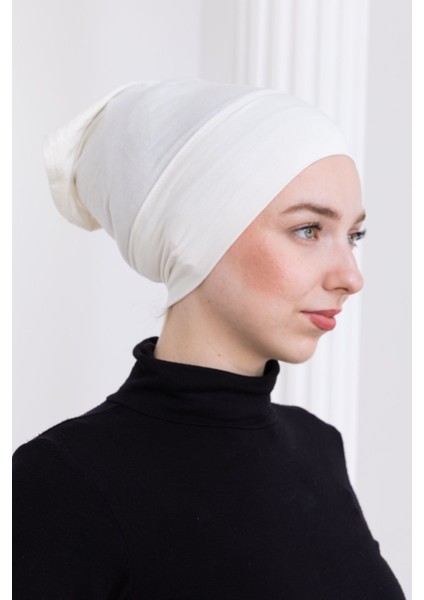 Pratik Boru Bone Geçmeli - Kaymaz Önü Dikişsiz Kadın Tesettür Hazır Iç Bone Ekru