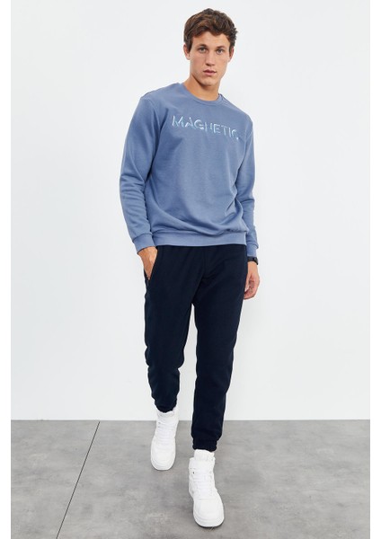 Petrol Yazı Nakışlı O Yaka Rahat Form İçi Polarlı Erkek Sweatshirt - 88020 fırsatları