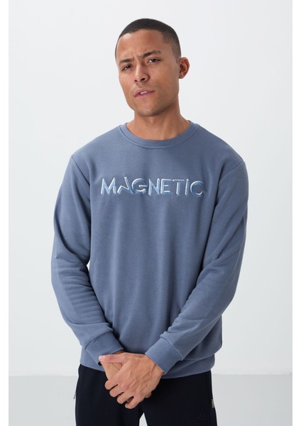 Petrol Yazı Nakışlı O Yaka Rahat Form İçi Polarlı Erkek Sweatshirt - 88020