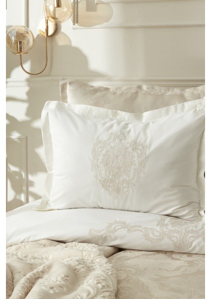 Tuğba Çift Kişilik 8 Parça Nakışlı Düz Desen Gold Renk Çeyiz Seti 200x220 cm indirimleri