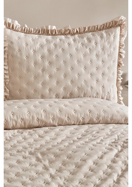 Çift Kişilik Bej Desenli %100 Polyester Fırfırlı Yatak Örtüsü Seti 240x260 cm Şık Tasarım