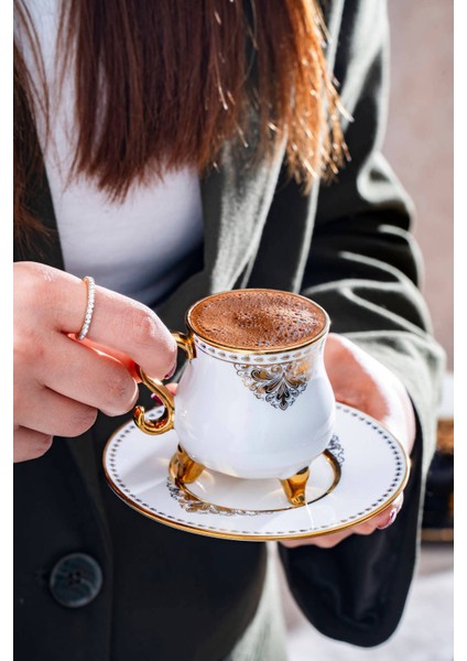 Hemera Porselen Desenli 12 Parça Kahve Fincanı Takımı Beyaz ve Altın Detaylı Özel Tasarım fiyatları