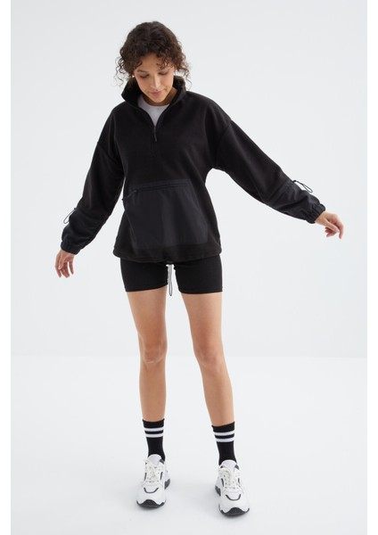 Siyah Etek Ucu Büzgülü Yarım Fermuarlı Oversize Kadın Polar Sweatshirt - 97238